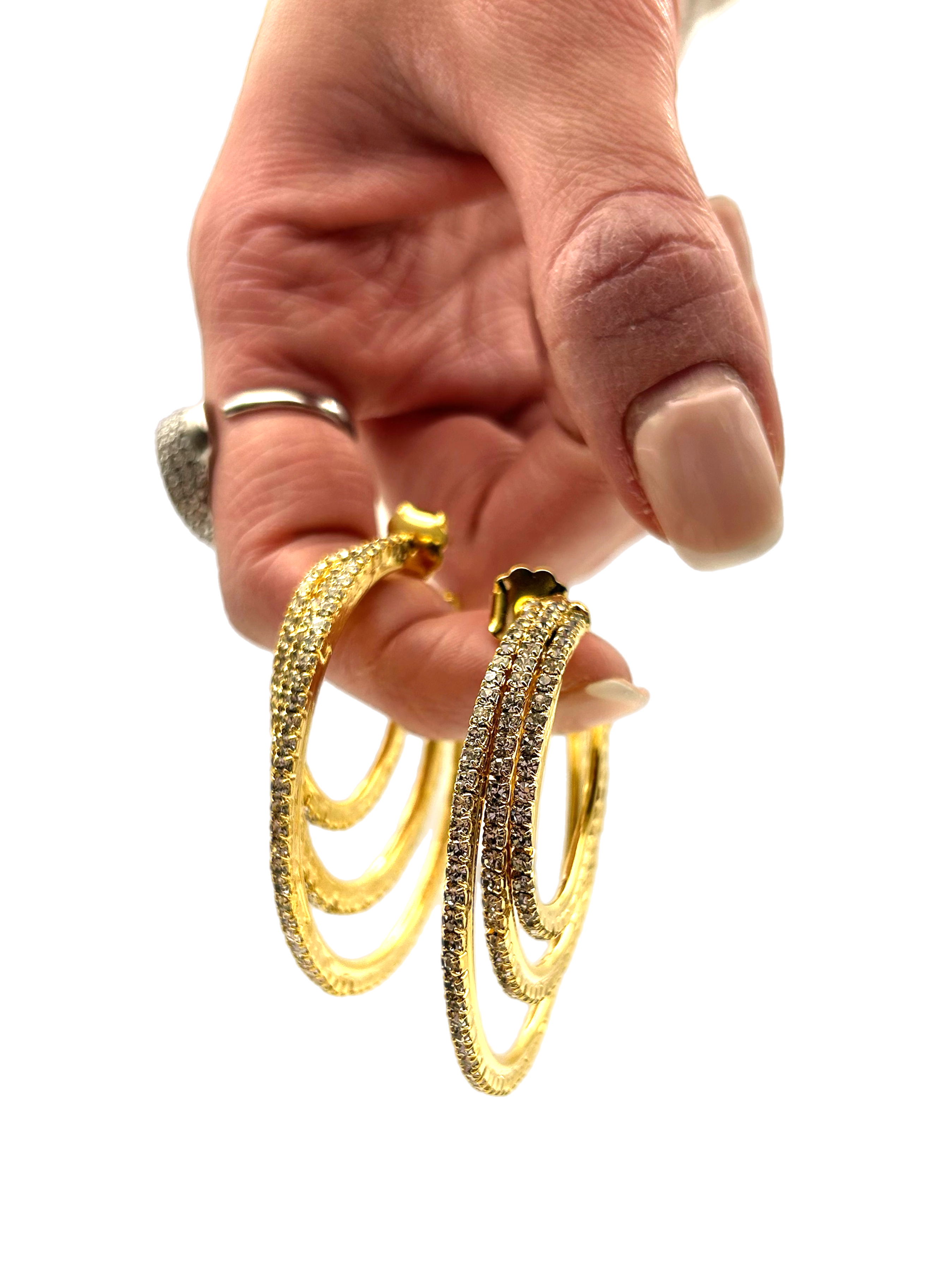 Orecchino “Multicerchio strass” (base gold)